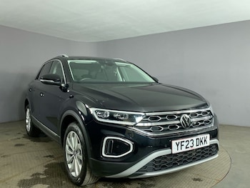 Used Volkswagen T-Roc 2023 for sale - 75320582: Photo