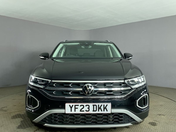 Used Volkswagen T-Roc 2023 for sale - 75320582: Photo 3