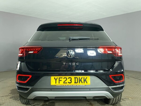 Used Volkswagen T-Roc 2023 for sale - 75320582: Photo 7