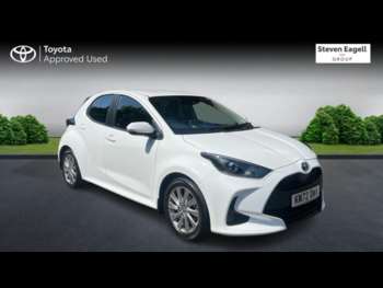 2022 (72) - 1.5 VVT-h Icon Hatchback 5dr Petrol Hybrid E-CVT Euro 6 (s/s) (116 ps)