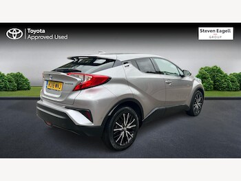 Used Toyota C-HR 2018 for sale - 75601527: Photo