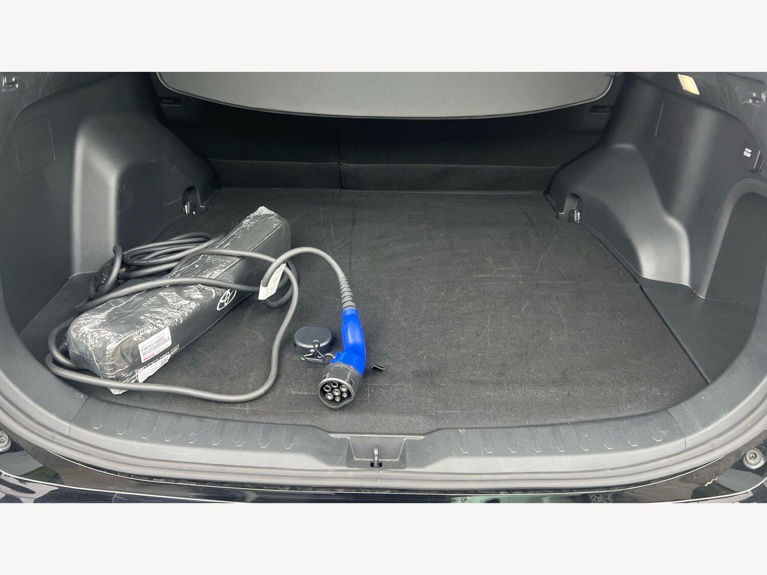 Used Toyota RAV4 2025 for sale - 78101060: Photo 15