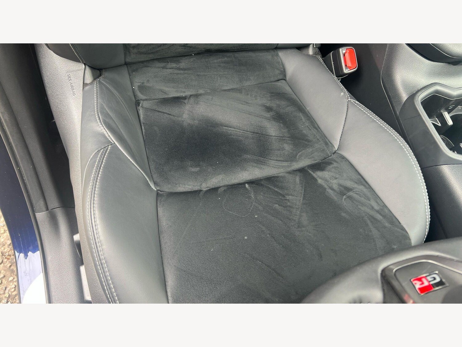 Used Toyota RAV4 2025 for sale - 78101060: Photo 16