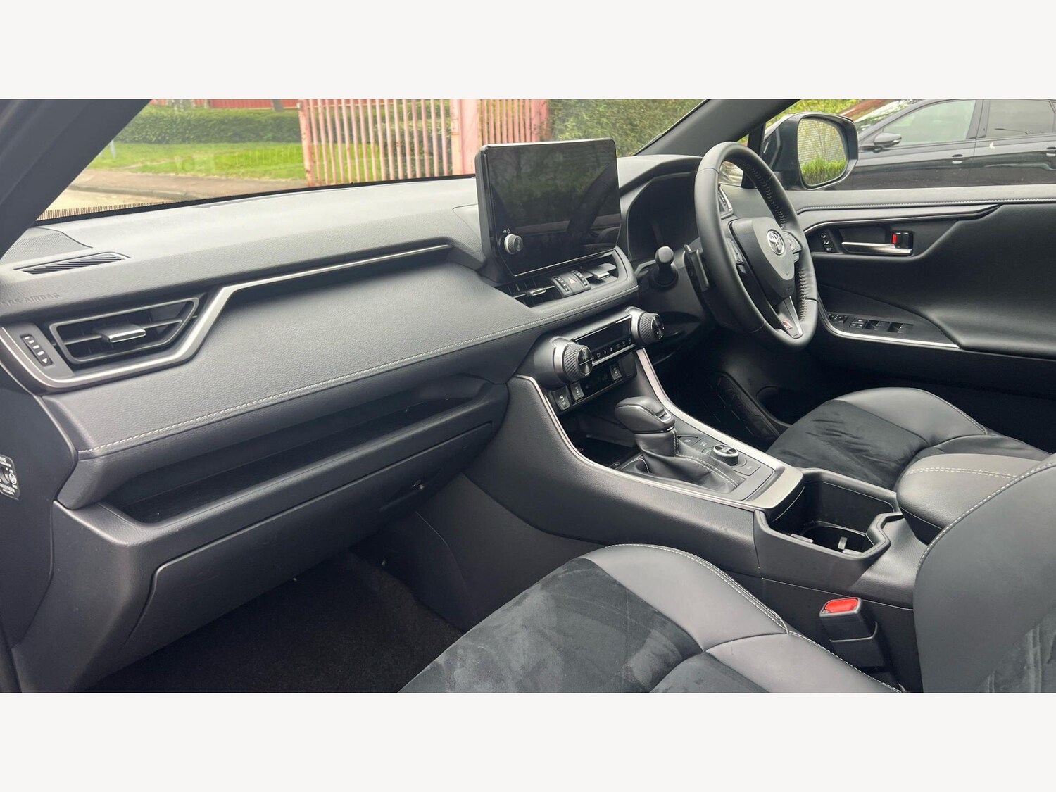 Used Toyota RAV4 2025 for sale - 78101060: Photo 7