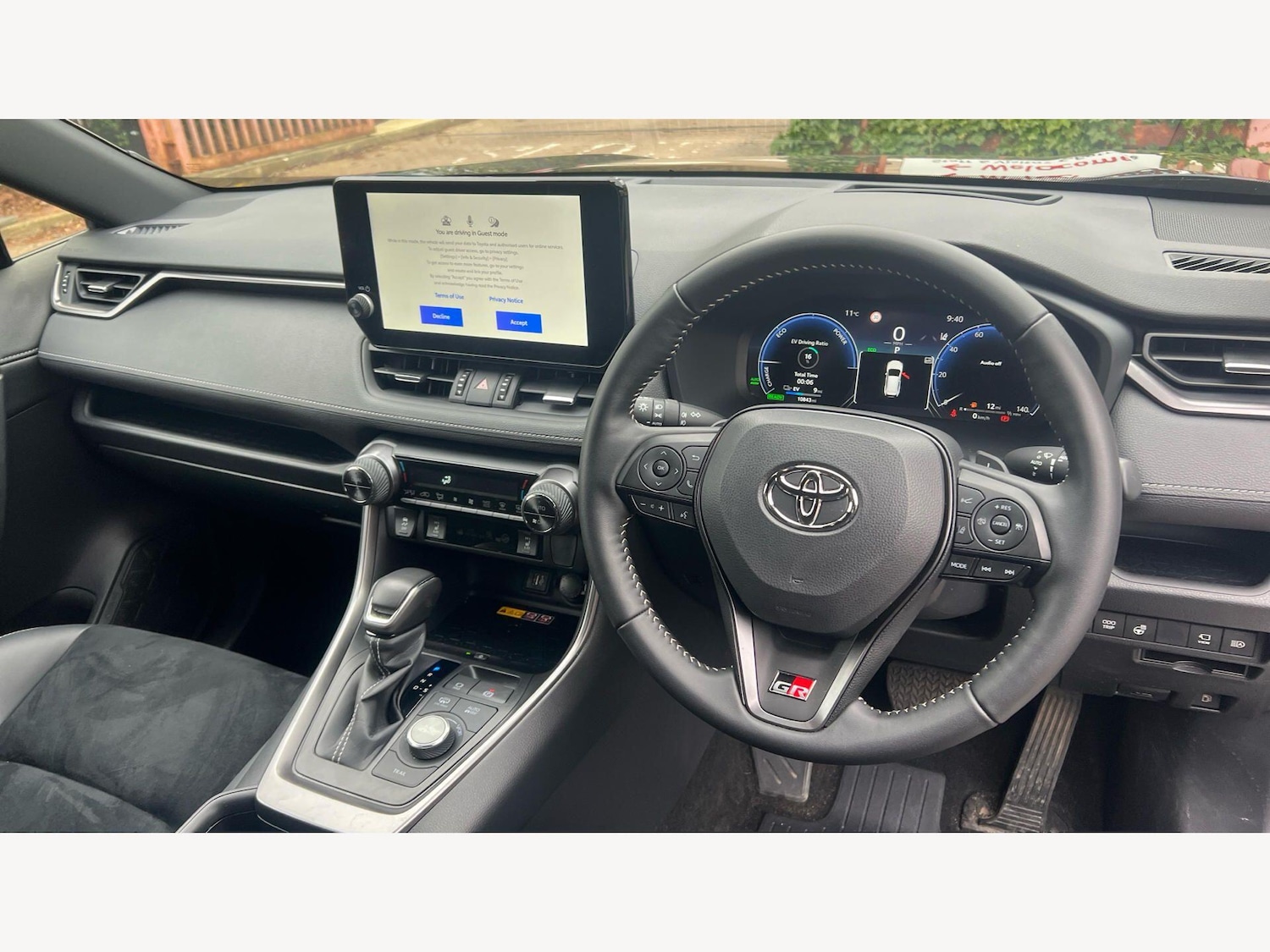 Used Toyota RAV4 2025 for sale - 78101060: Photo 8