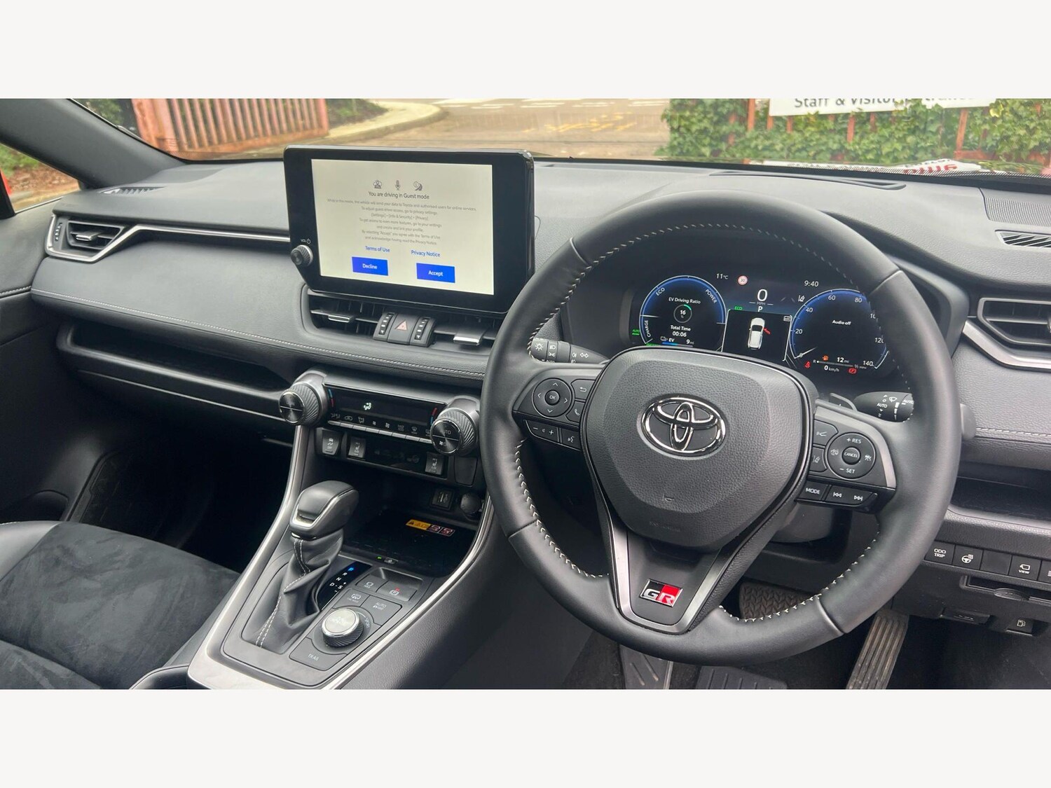 Used Toyota RAV4 2025 for sale - 78101060: Photo 9