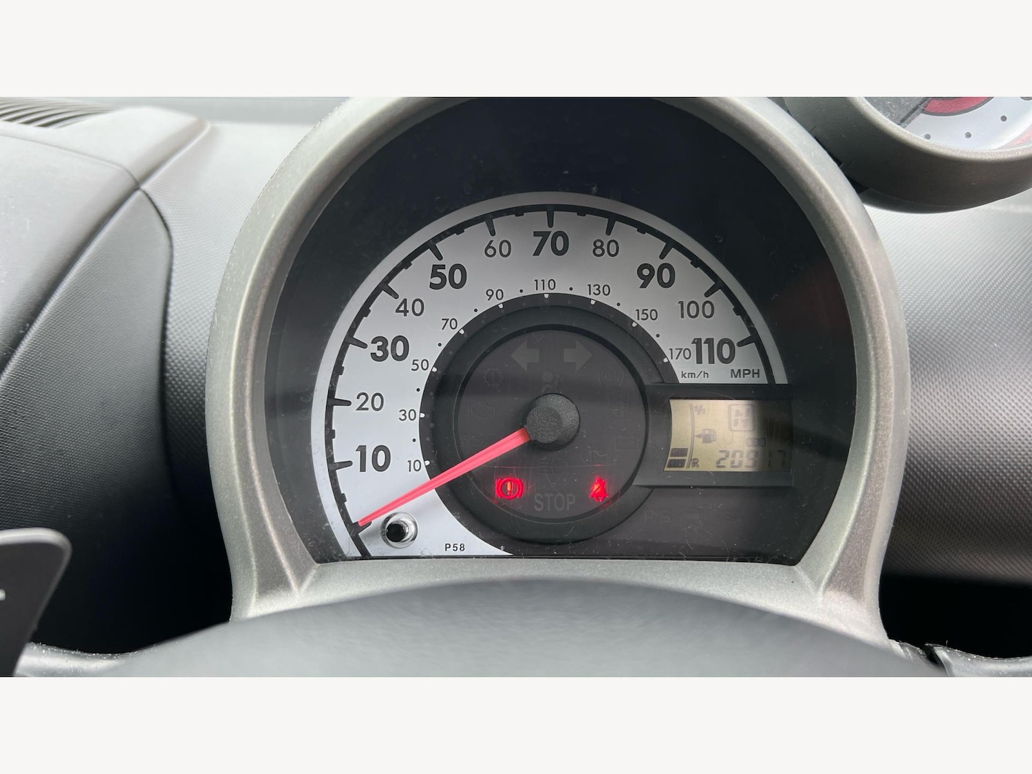 Used Toyota AYGO 2012 for sale - 76585374: Photo 11