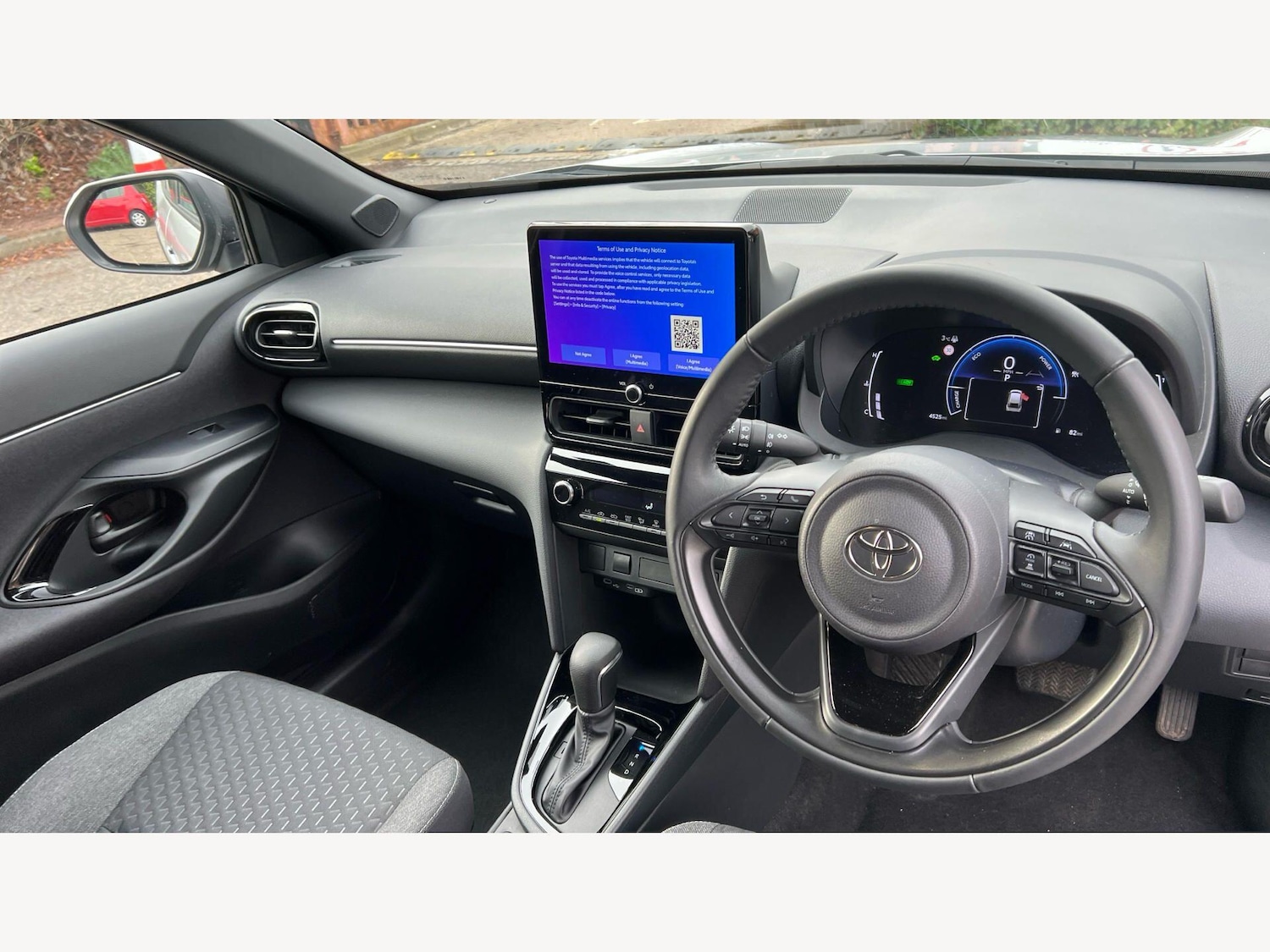 Used Toyota Yaris Cross 2025 for sale - 77611541: Photo 7
