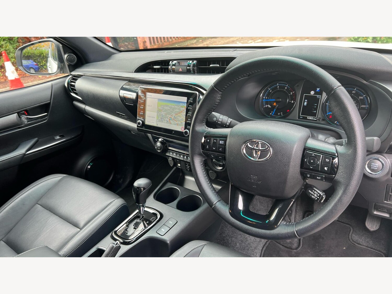 Used Toyota Hilux 2024 for sale - 76336946: Photo 7