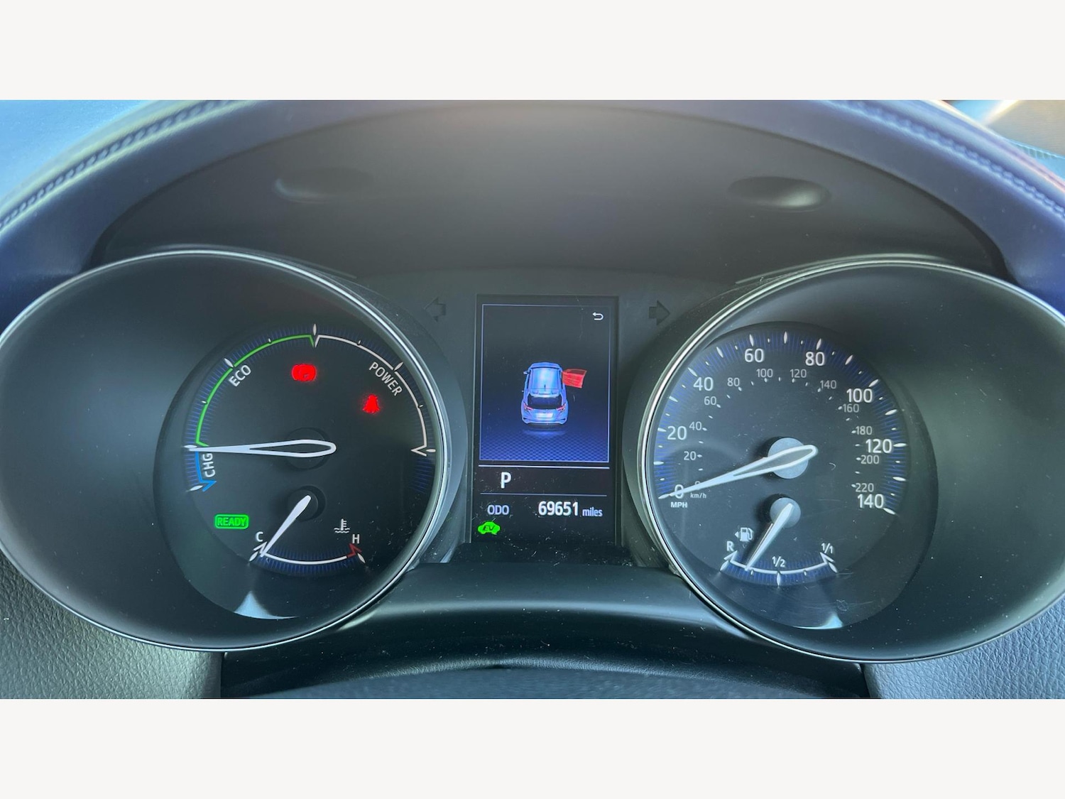 Used Toyota C-HR 2020 for sale - 76688862: Photo 11