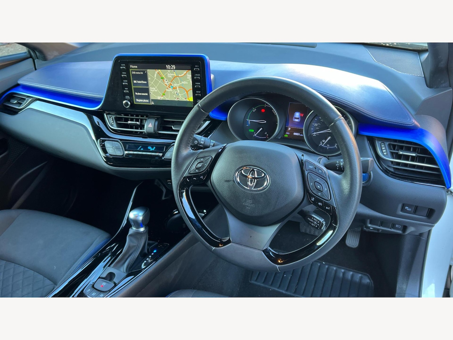 Used Toyota C-HR 2020 for sale - 76688862: Photo 8
