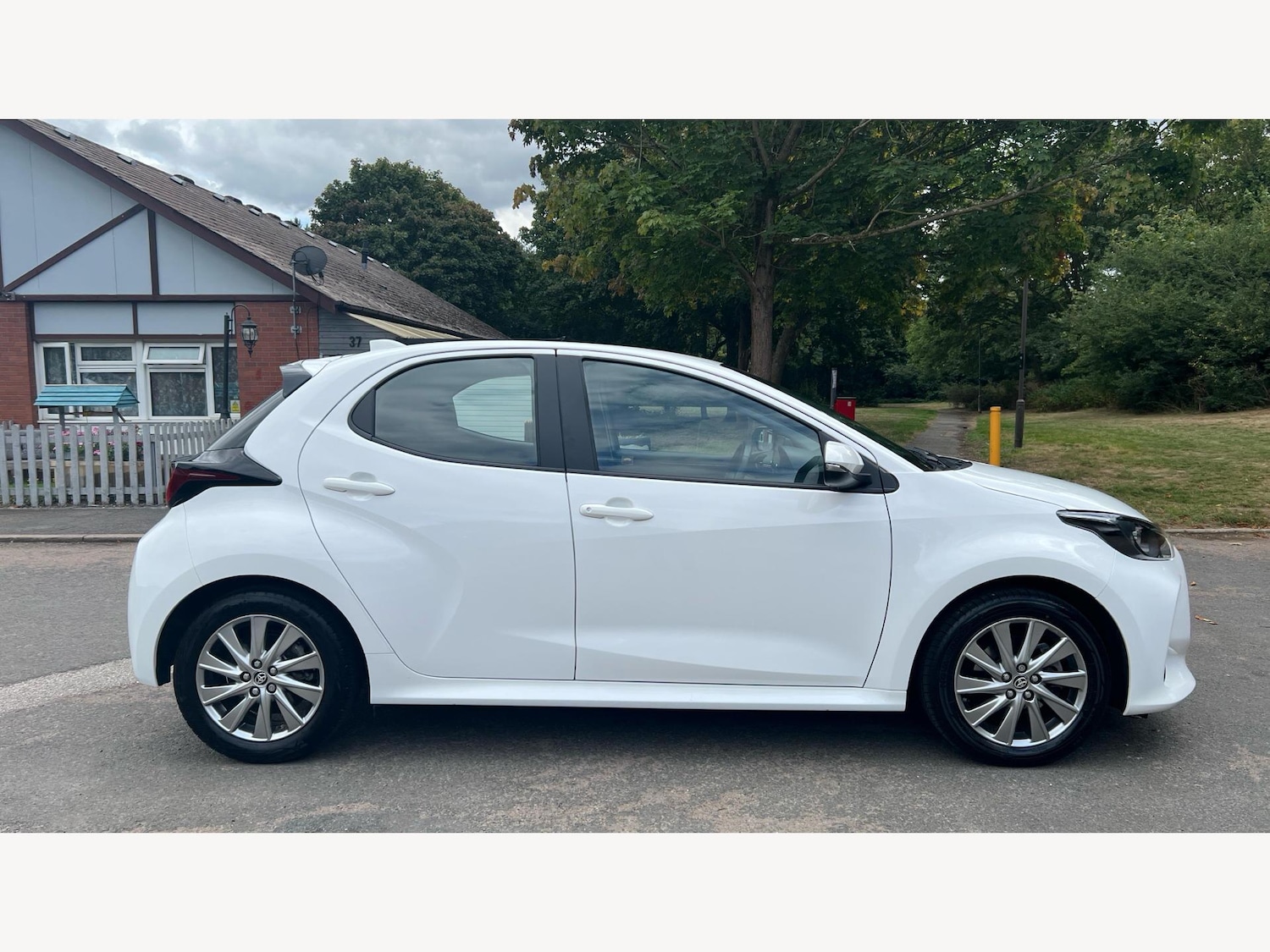 Used Toyota Yaris 2023 for sale - 76585371: Photo 18