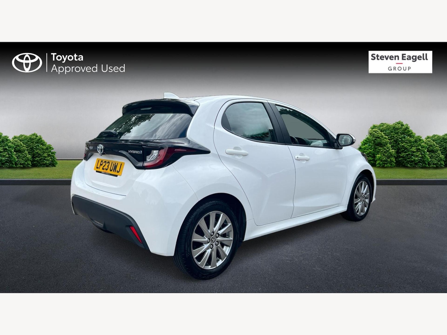 Used Toyota Yaris 2023 for sale - 76585371: Photo 2