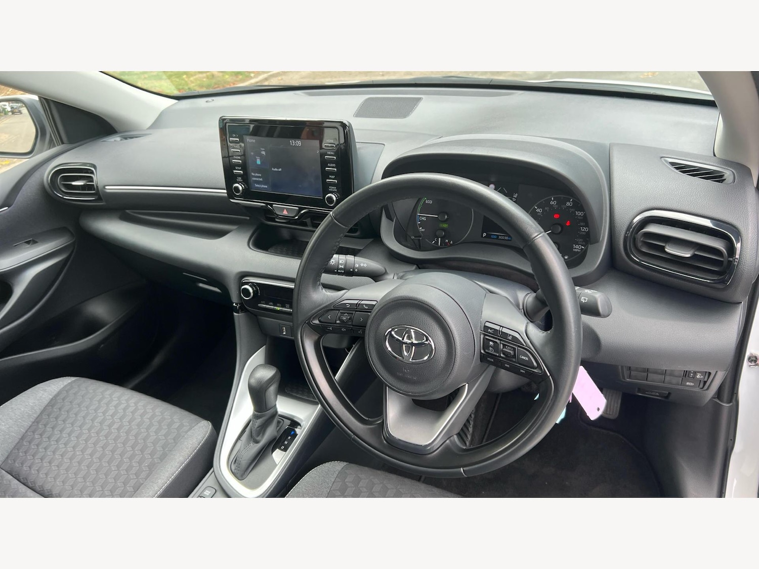 Used Toyota Yaris 2023 for sale - 76585371: Photo 7