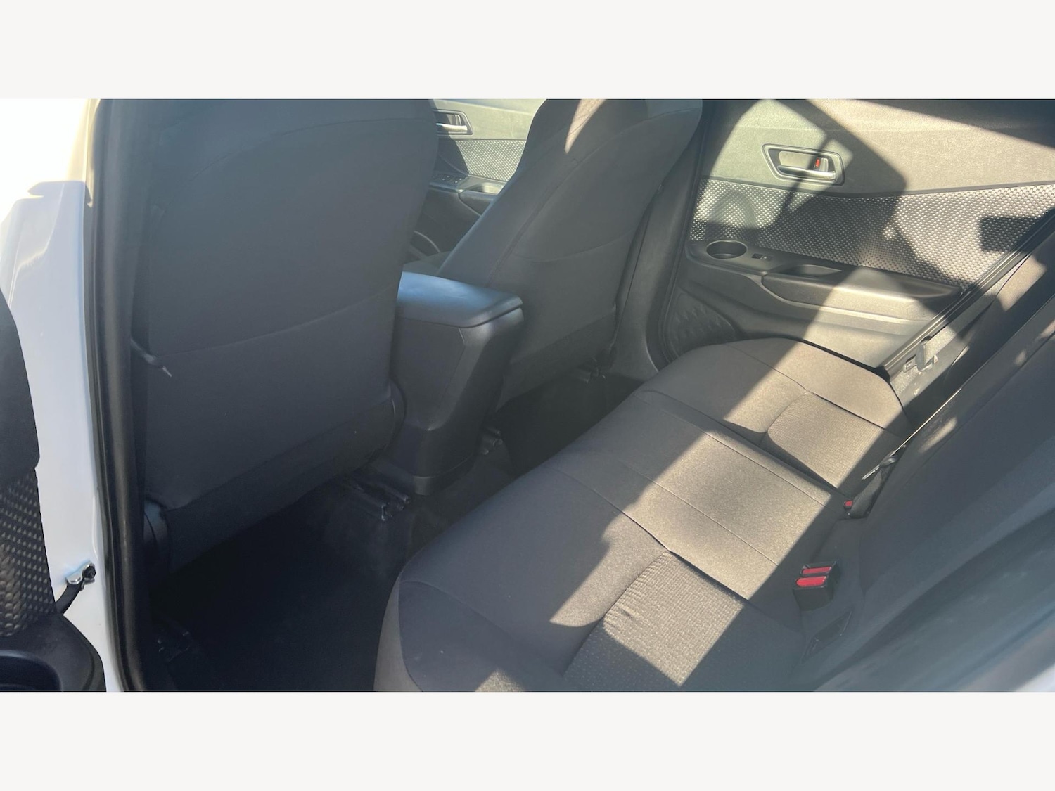 Used Toyota C-HR 2018 for sale - 76584190: Photo 15