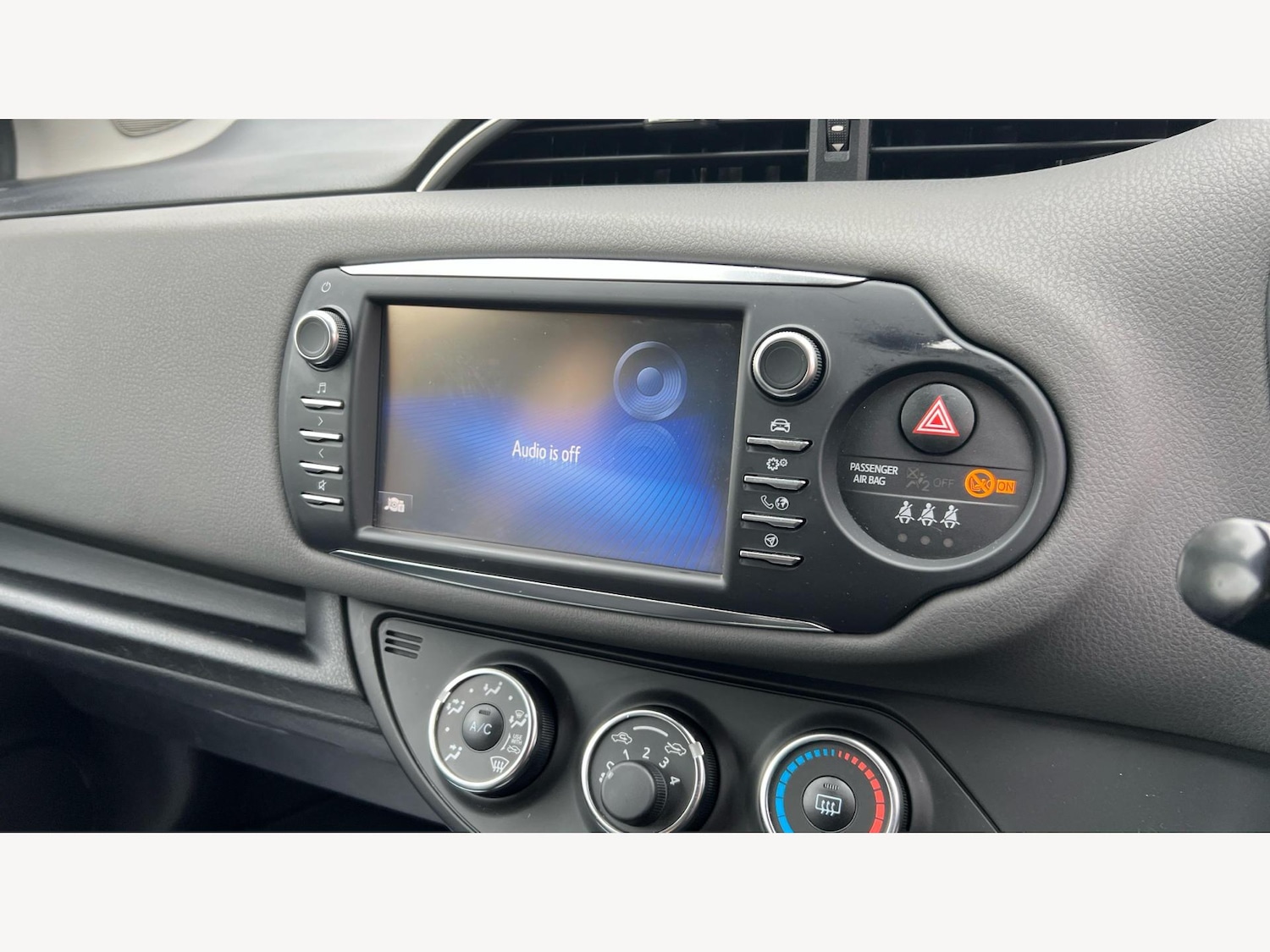 Used Toyota Yaris 2020 for sale - 76337875: Photo 9