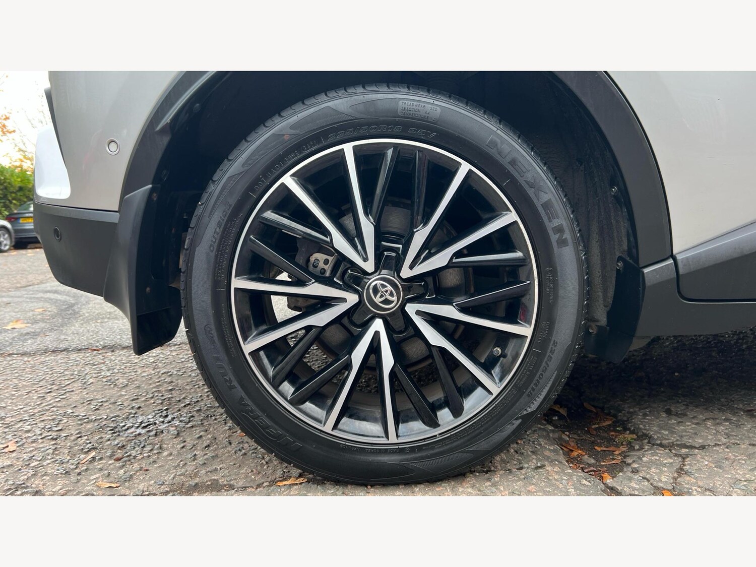 Used Toyota C-HR 2019 for sale - 76423868: Photo 20