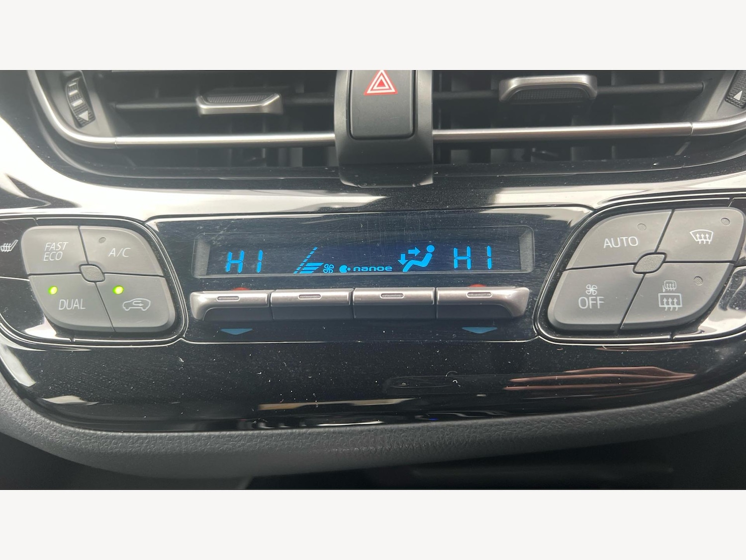 Used Toyota C-HR 2019 for sale - 76423868: Photo 24