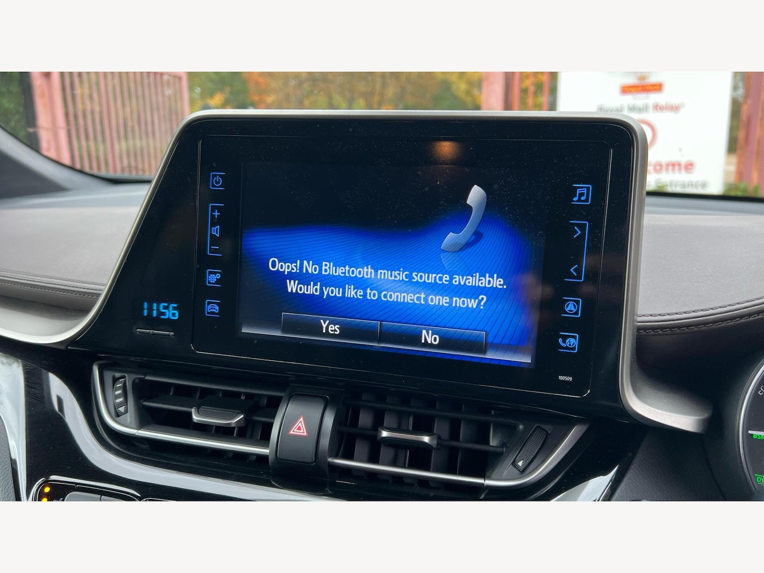 Used Toyota C-HR 2019 for sale - 76423868: Photo 9