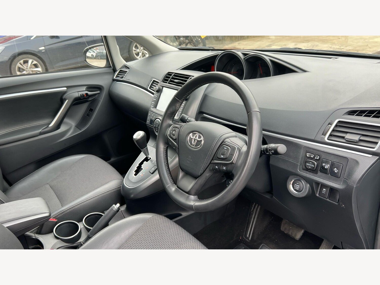 Used Toyota Verso 2017 for sale - 77854162: Photo 13