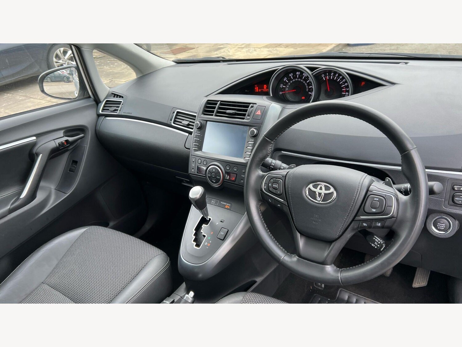 Used Toyota Verso 2017 for sale - 77854162: Photo 7