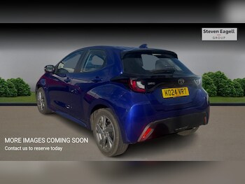 Used Toyota Yaris 2024 for sale - 77440504: Photo