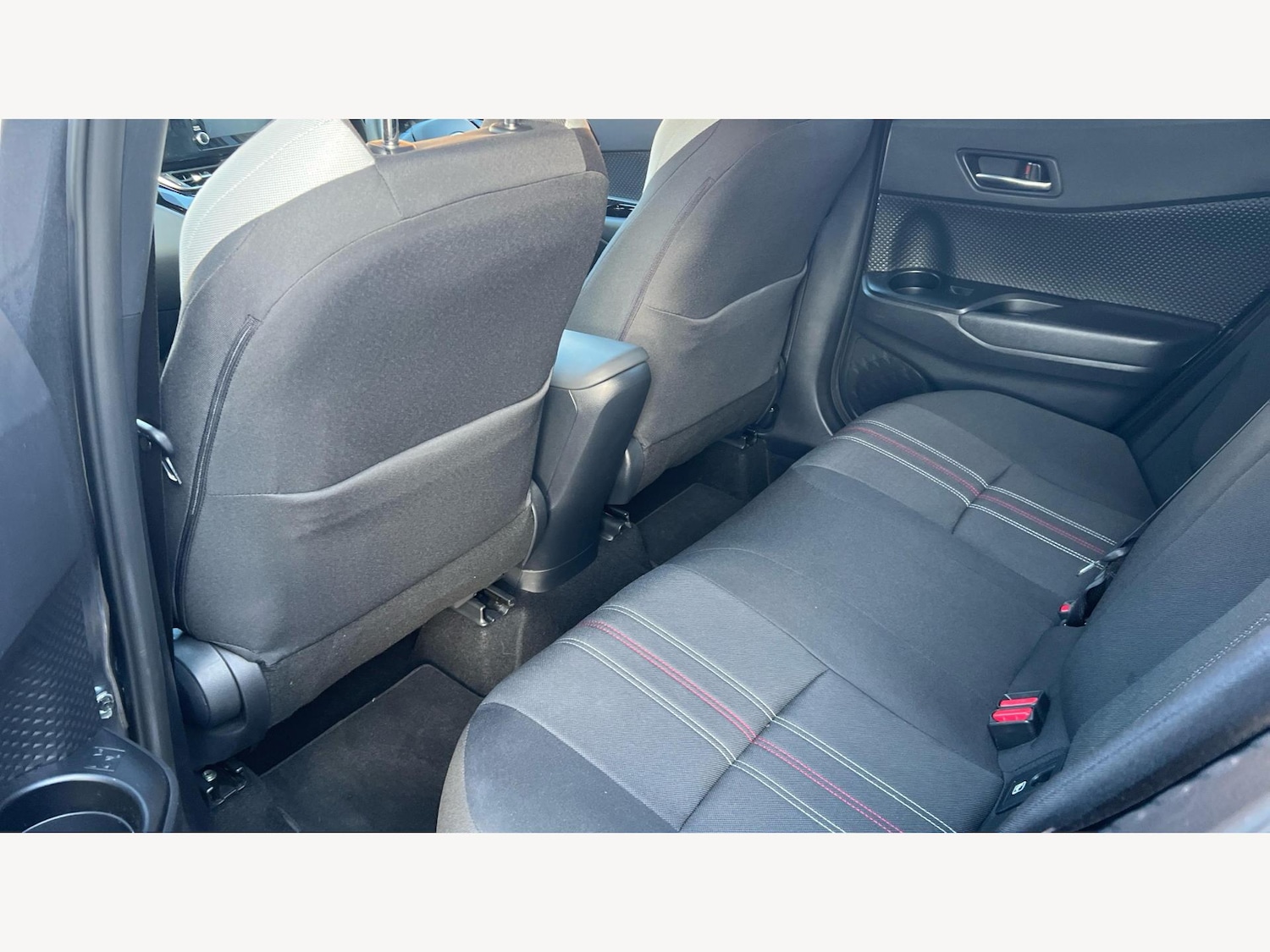 Used Toyota C-HR 2021 for sale - 76759682: Photo 15