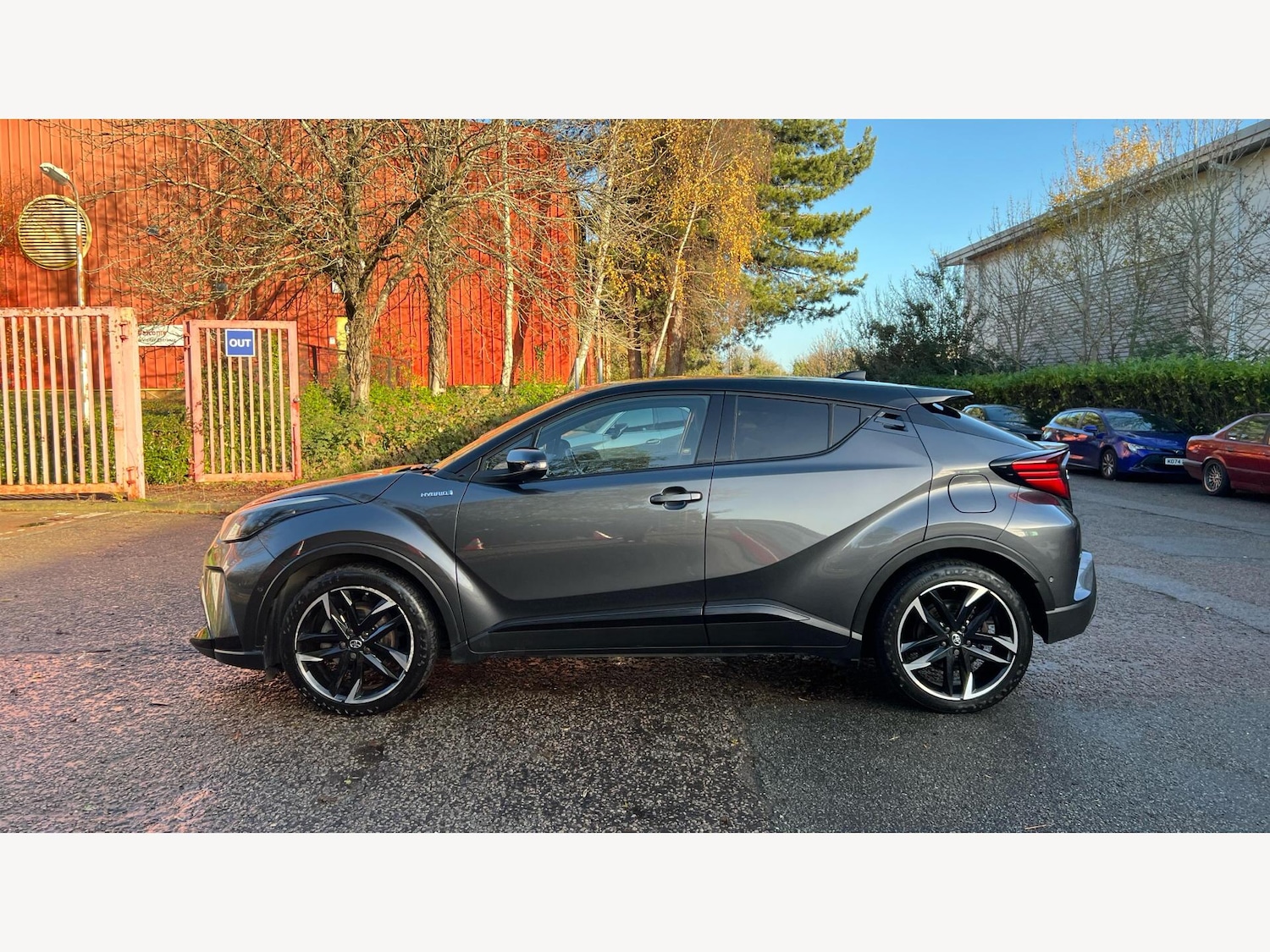 Used Toyota C-HR 2021 for sale - 76759682: Photo 19