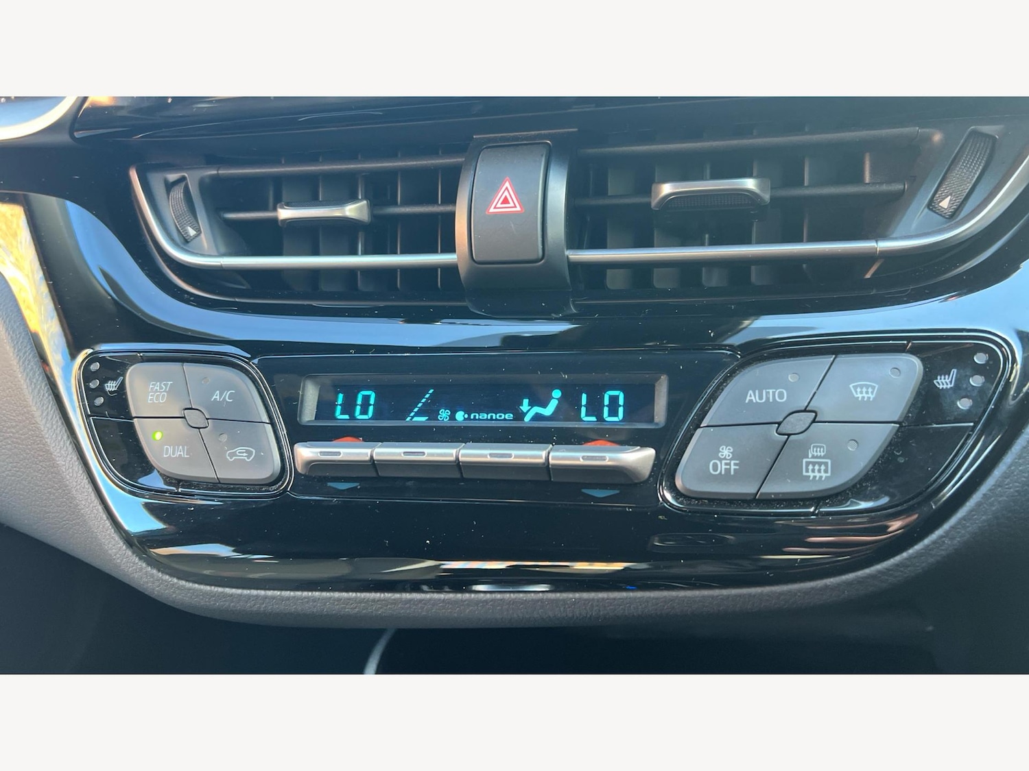 Used Toyota C-HR 2021 for sale - 76759682: Photo 24