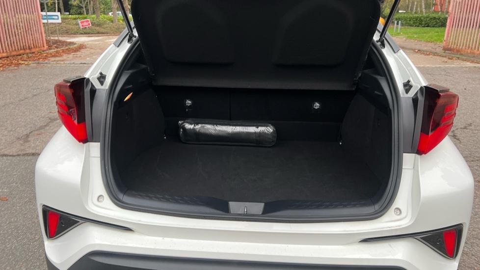 Used Toyota C-HR 2021 for sale - 77440851: Photo 16