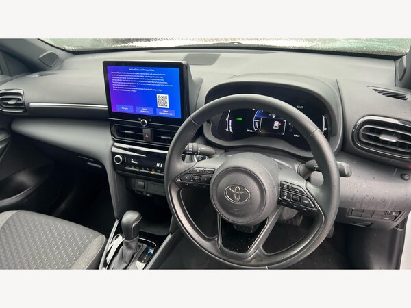Used Toyota Yaris Cross 2024 for sale - 76226584: Photo 8