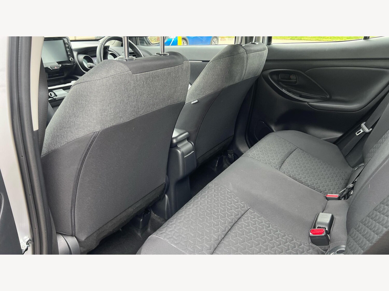 Used Toyota Yaris Cross 2023 for sale - 77278933: Photo 15