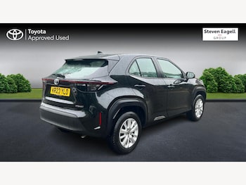 Used Toyota Yaris Cross 2023 for sale - 79026054: Photo
