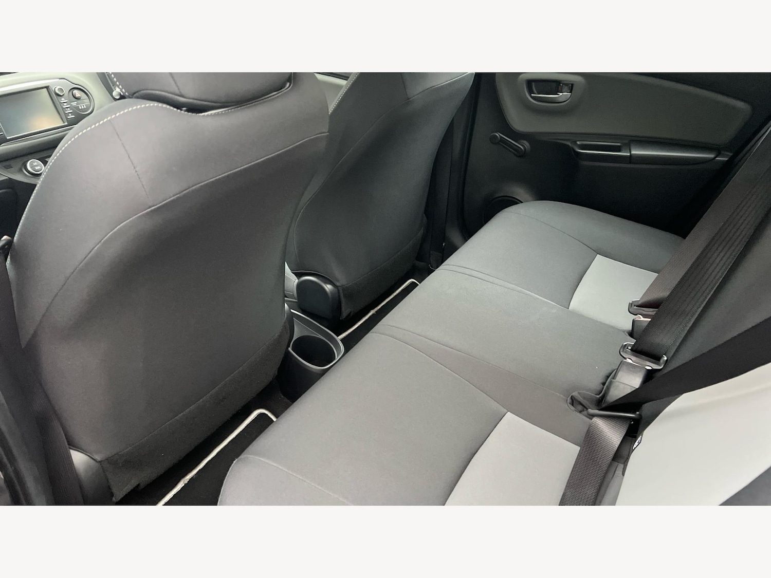 Used Toyota Yaris 2017 for sale - 76512959: Photo 15