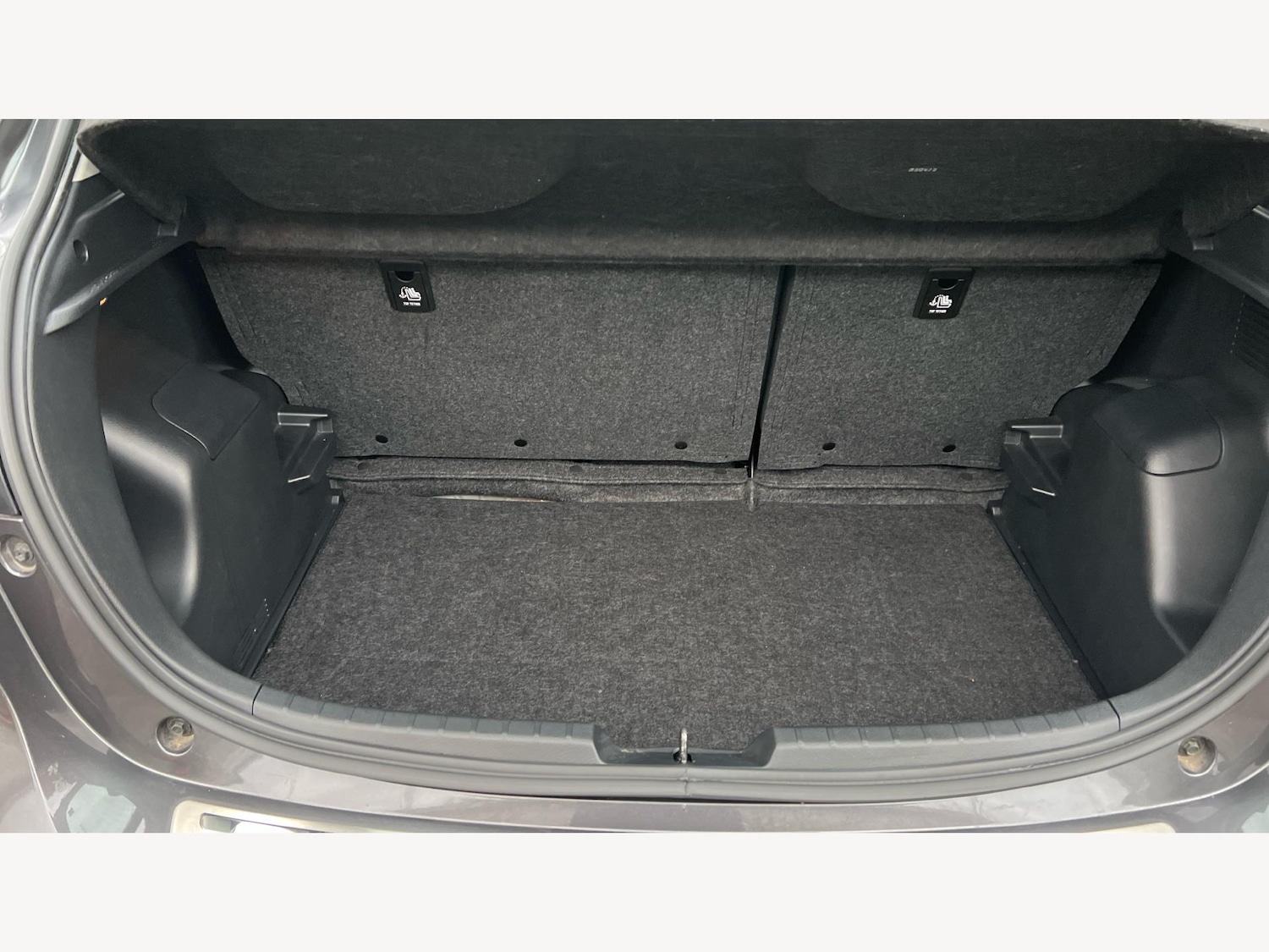 Used Toyota Yaris 2017 for sale - 76512959: Photo 16