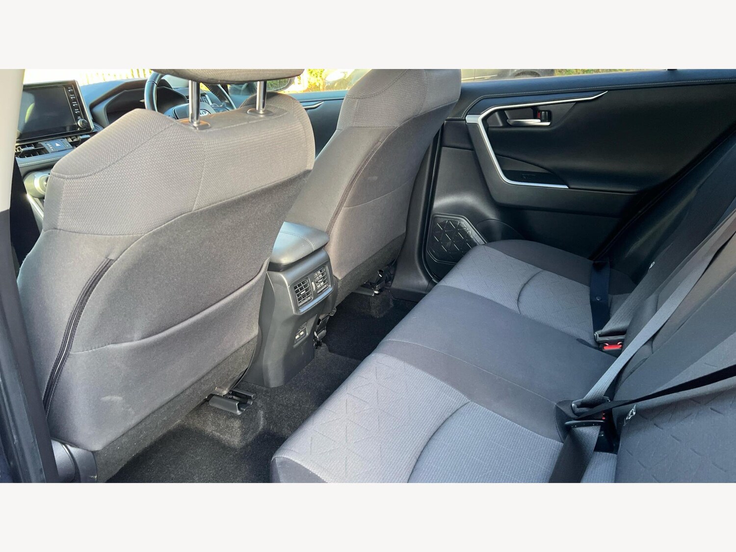 Used Toyota RAV4 2020 for sale - 76527962: Photo 15