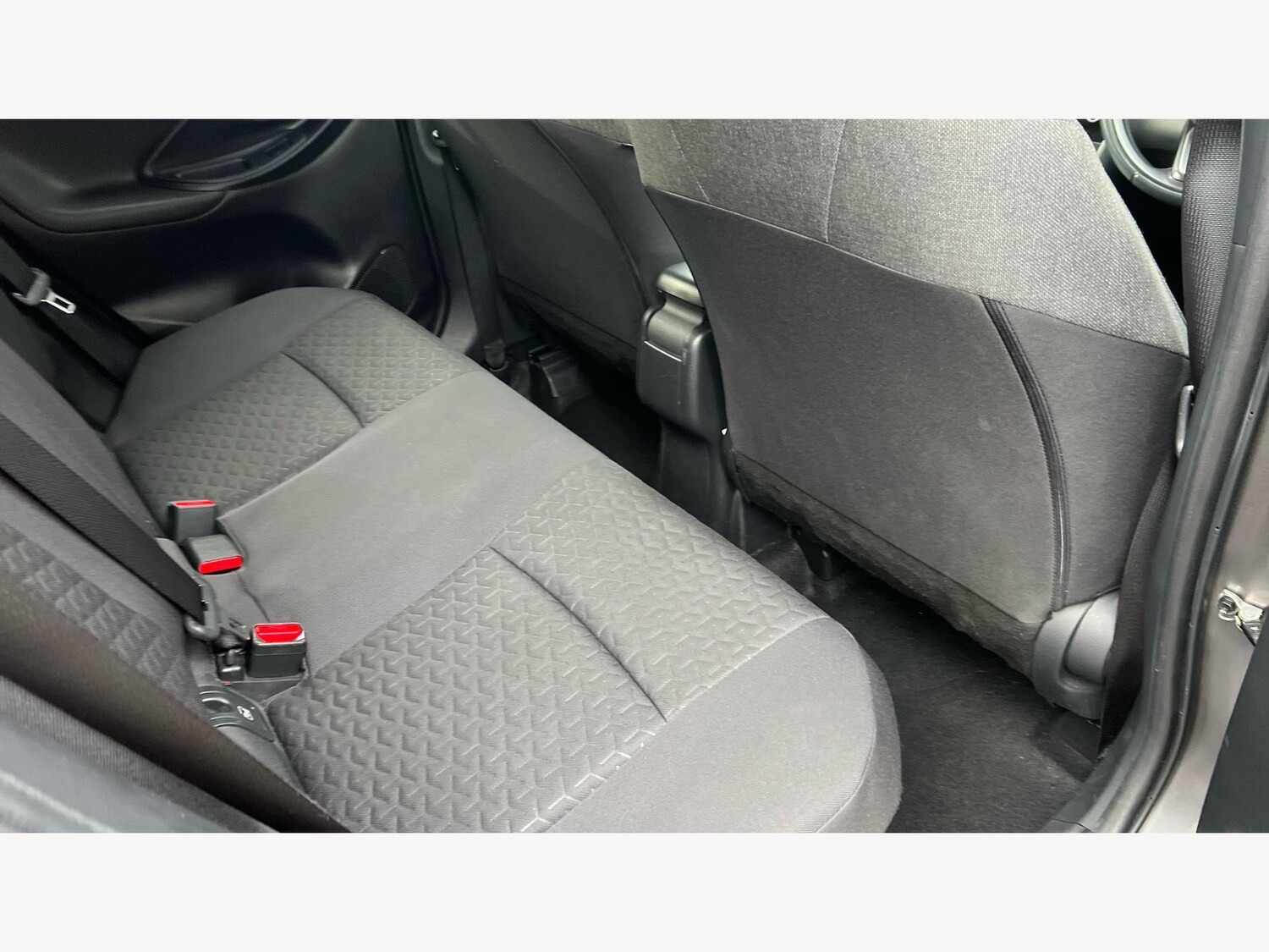 Used Toyota Yaris Cross 2023 for sale - 76269762: Photo 14