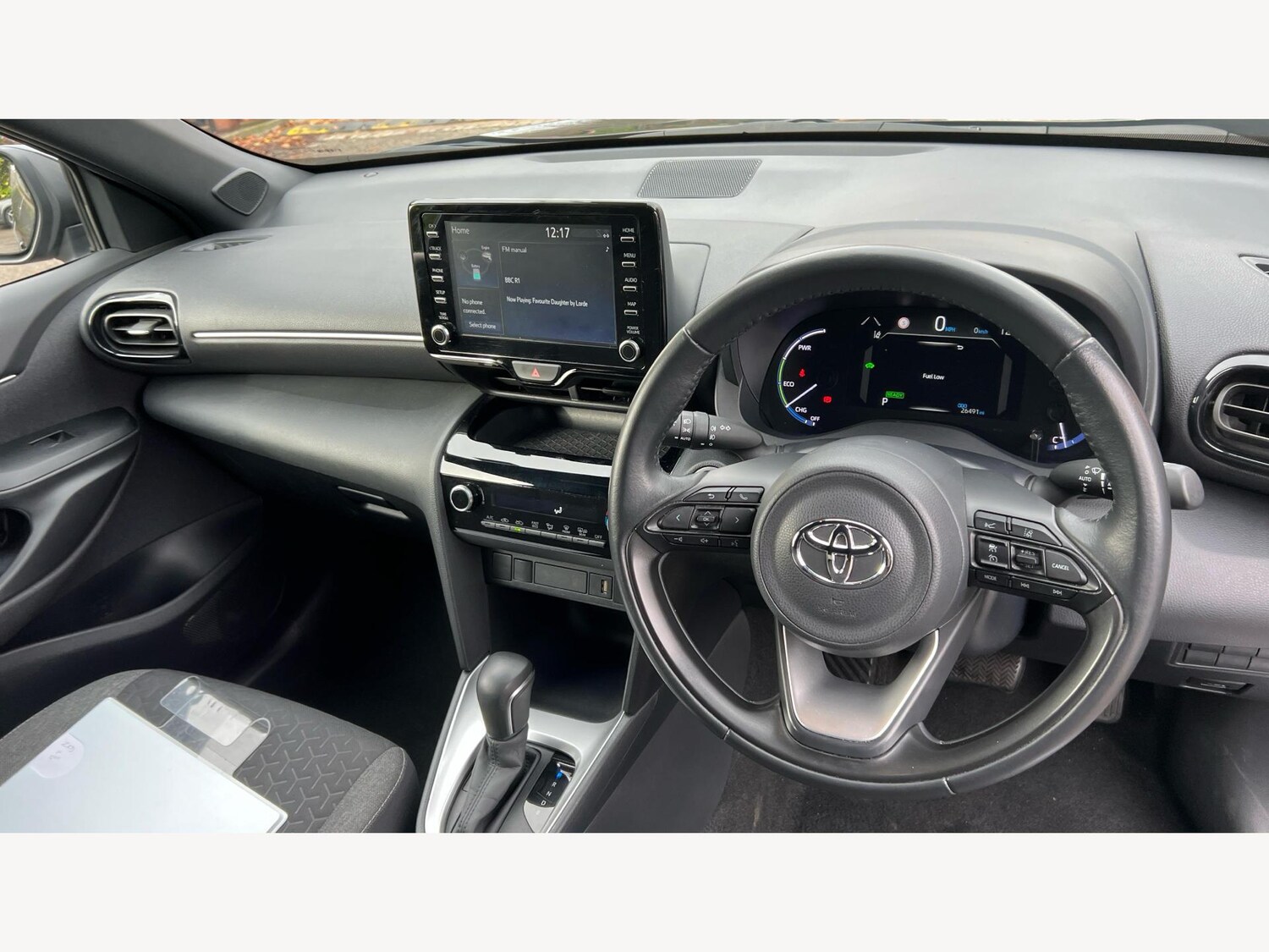 Used Toyota Yaris Cross 2023 for sale - 76269762: Photo 8