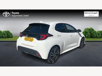Used Toyota Yaris 2023 for sale - 79508885: Photo