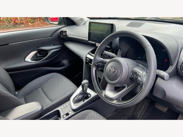 Used Toyota Yaris Cross 2024 for sale - 76239033: Photo 13