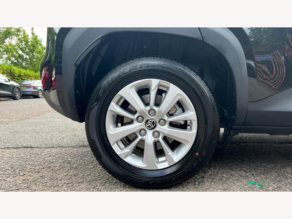 Used Toyota Yaris Cross 2024 for sale - 76239033: Photo 20