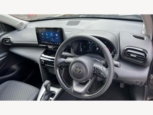 Used Toyota Yaris Cross 2024 for sale - 76239033: Photo 7