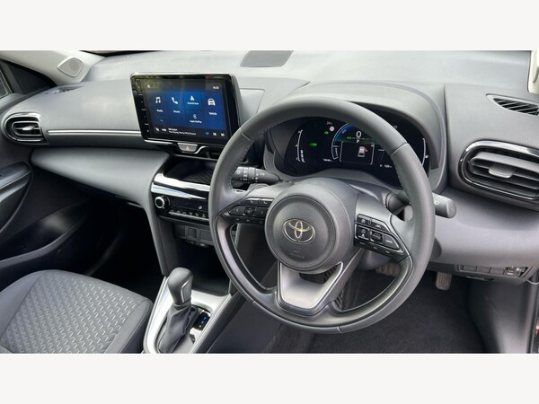 Used Toyota Yaris Cross 2024 for sale - 76239033: Photo 8