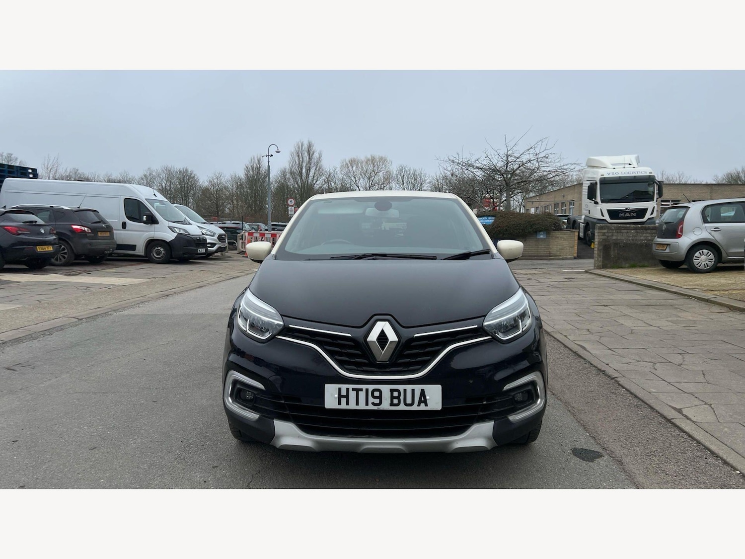 Used Renault Captur for sale - 77854118: Photo 17