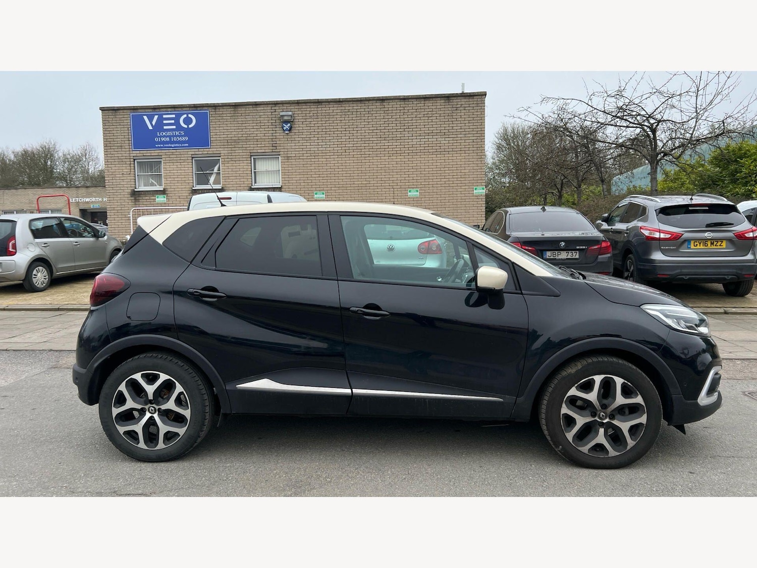 Used Renault Captur for sale - 77854118: Photo 18