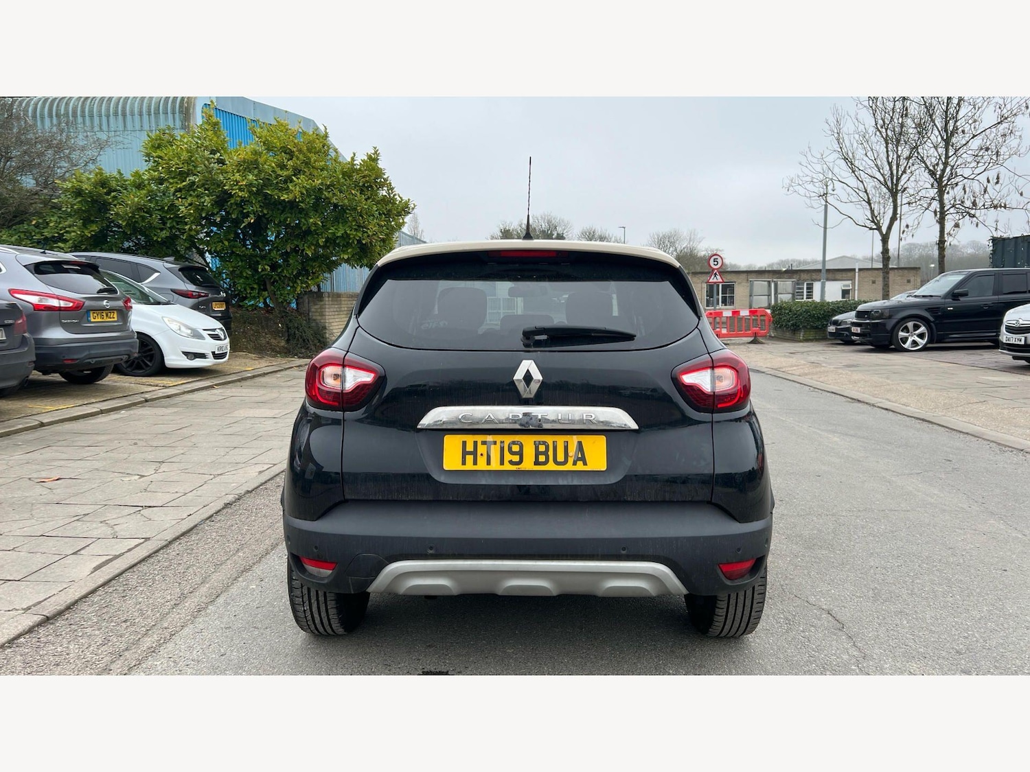 Used Renault Captur for sale - 77854118: Photo 21