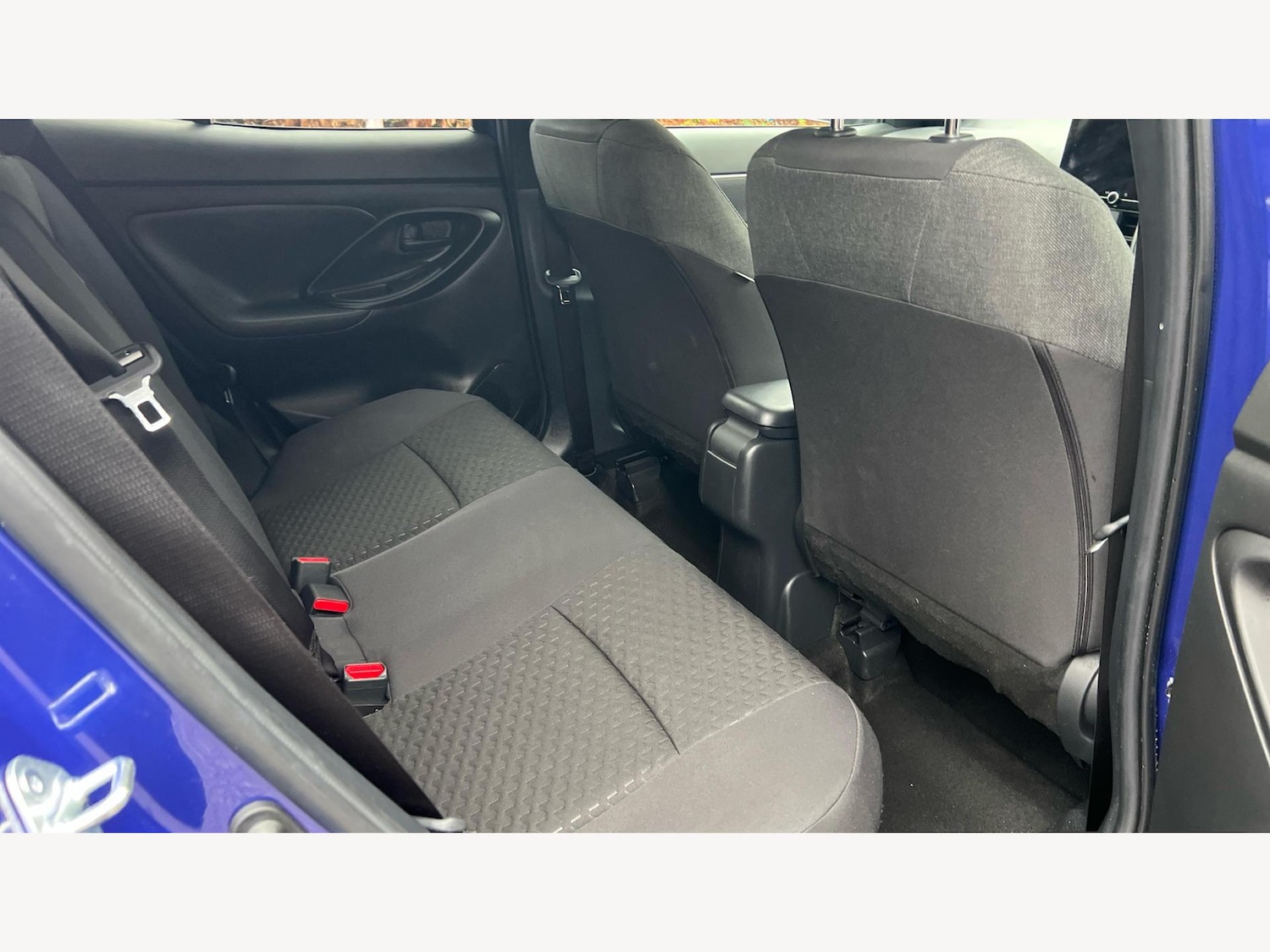 Used Toyota Yaris Cross 2024 for sale - 76422871: Photo 14