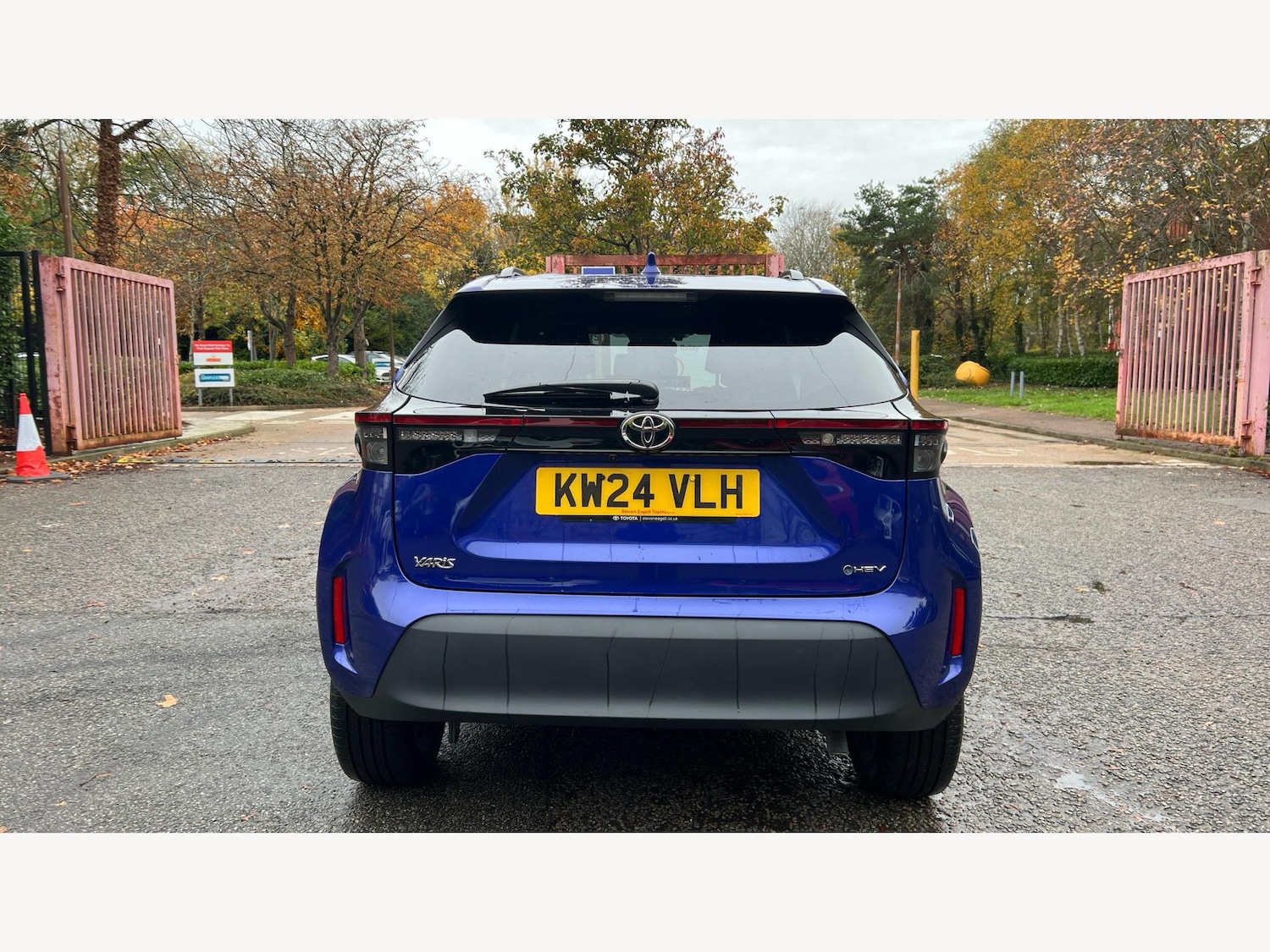 Used Toyota Yaris Cross 2024 for sale - 76422871: Photo 21