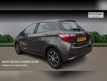 Used Toyota Yaris 2019 for sale - 76084303: Photo 2