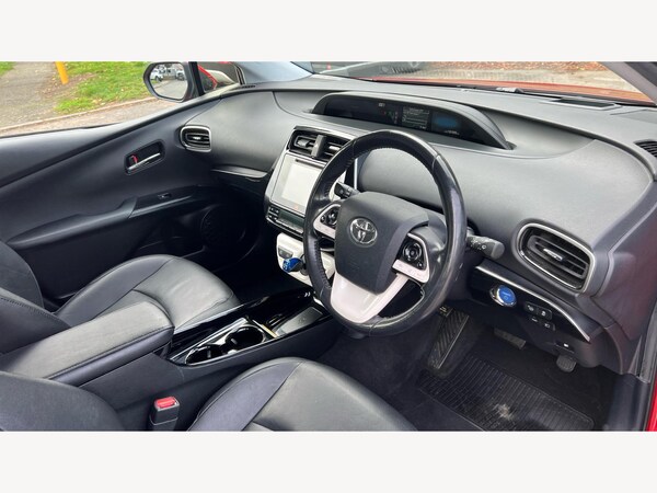 Used Toyota Prius 2017 for sale - 76190099: Photo 13